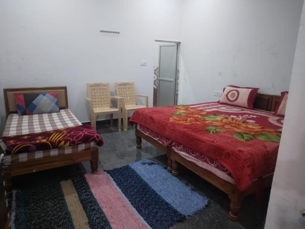 Happy Khajuraho Home Stay Exterior foto